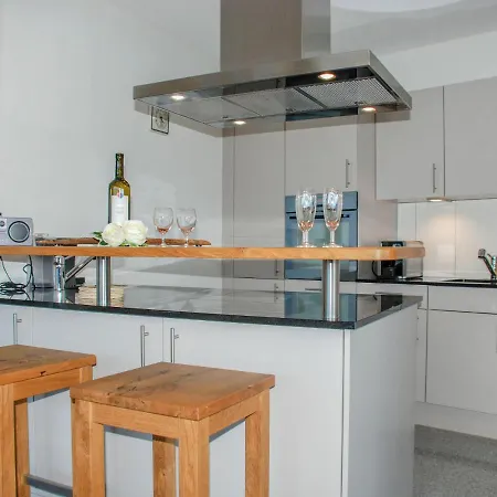Casa Tana Dei Leoni-1 *